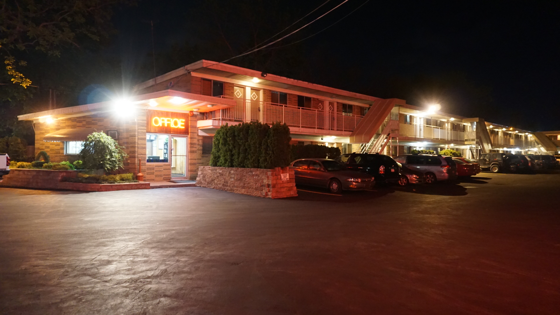 Edgewood Motel in Jericho, NY